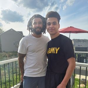 Meet your Posher, Lee